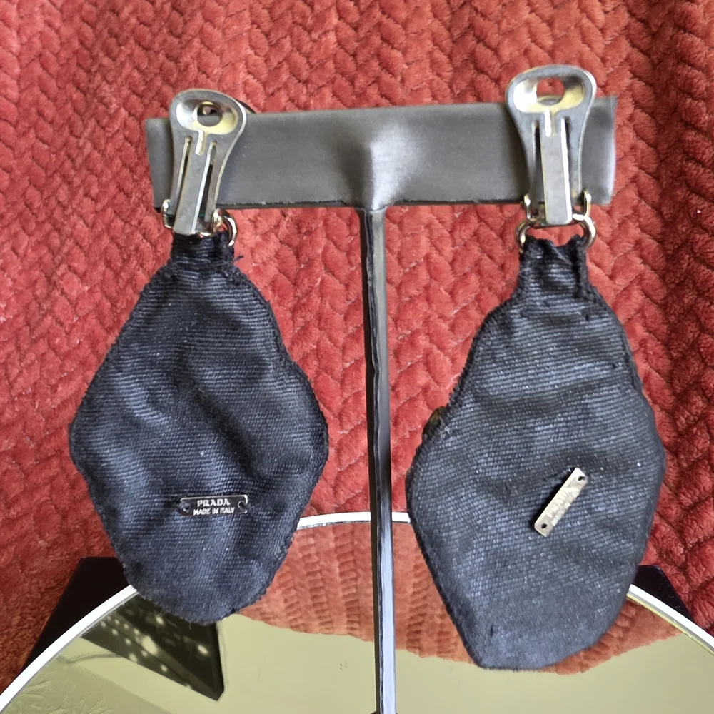 Stunning Prada Green Crystals Black Fabric Earings - Picture 2 of 3